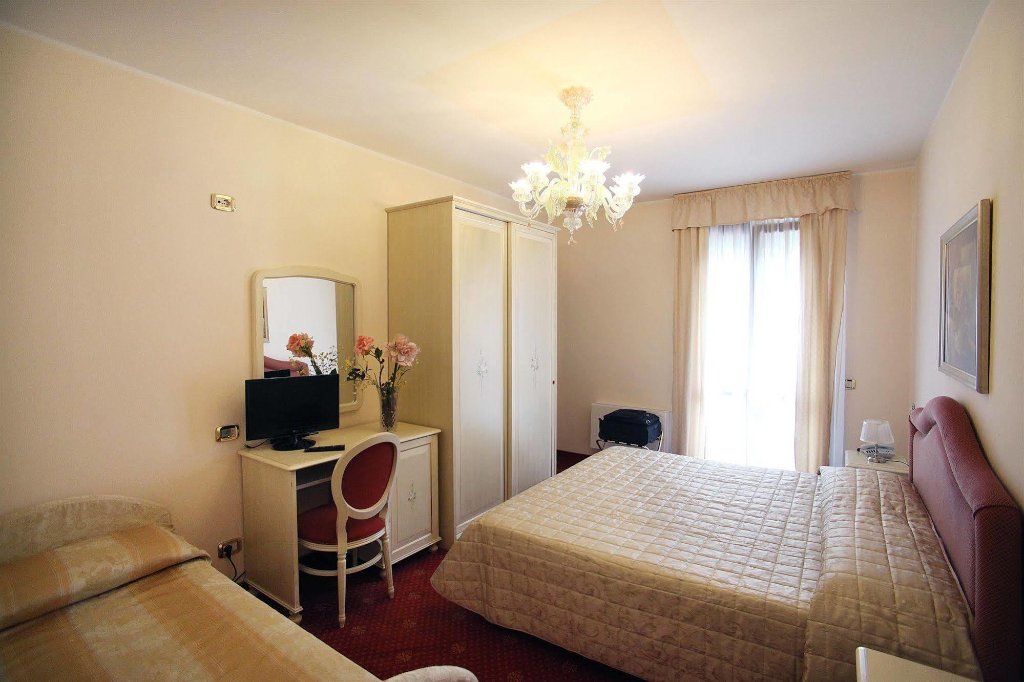 Nice Hotel 메스트레 외부 사진