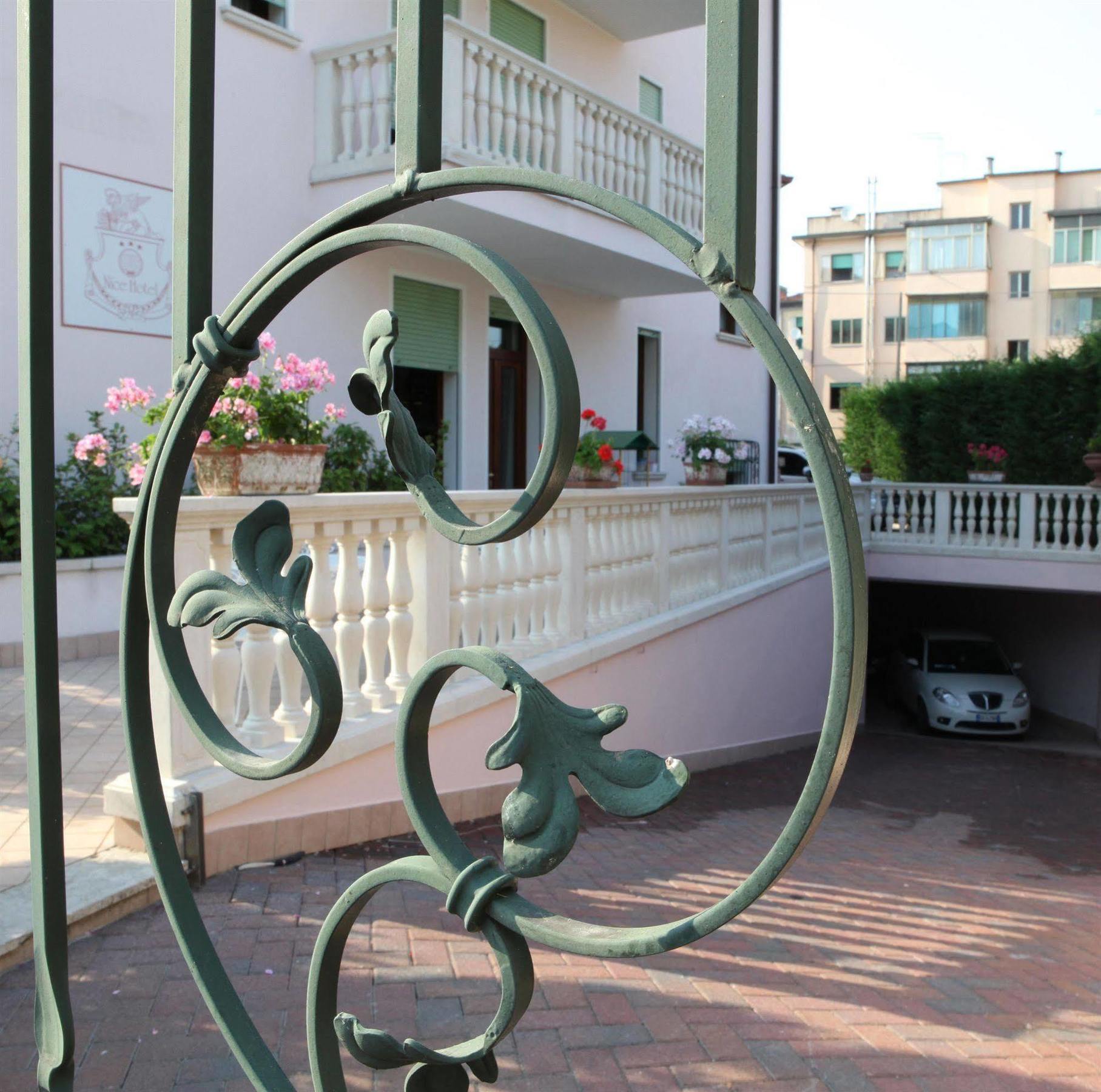 Nice Hotel 메스트레 외부 사진